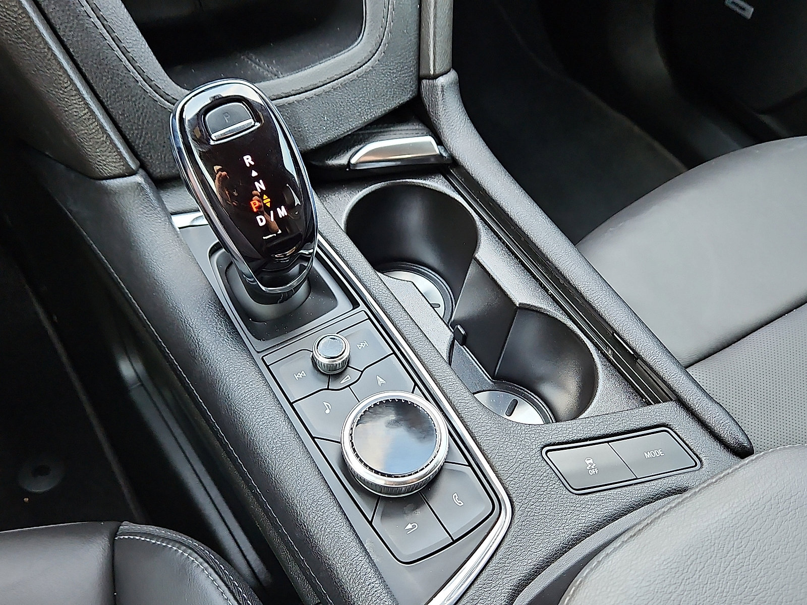 Used 2024 Cadillac XT6 Premium Luxury image 14