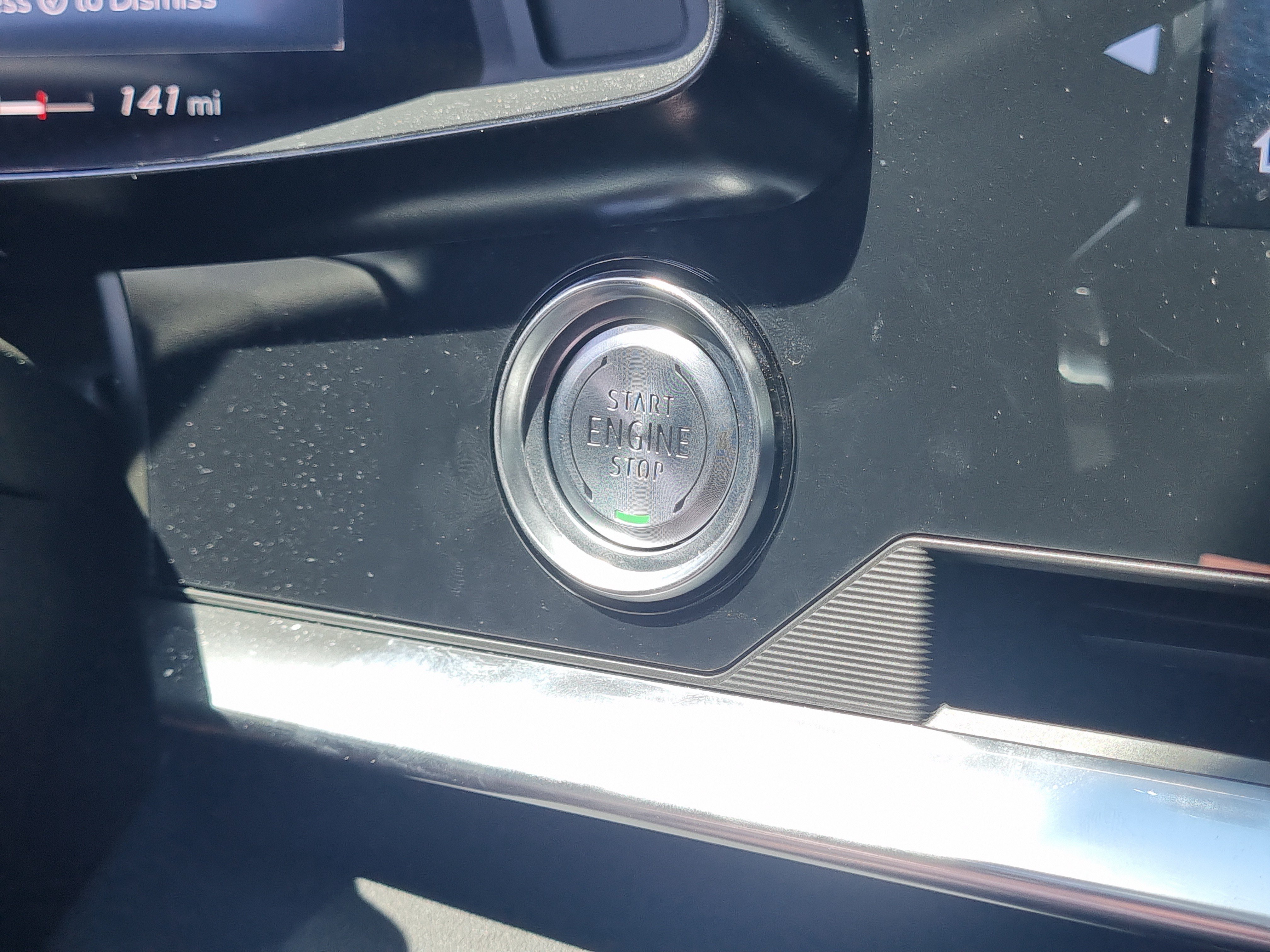 Used 2025 Chevrolet Corvette E-Ray AWD/4WD image 32