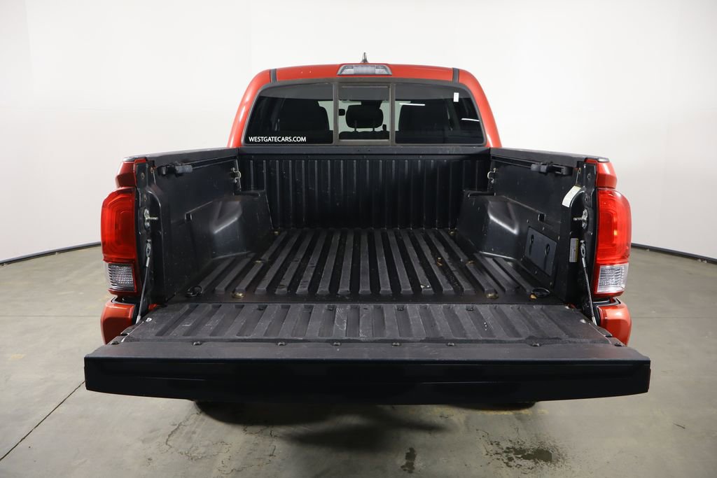 Used 2019 Toyota Tacoma SR w/ SR Convenience Package image 18