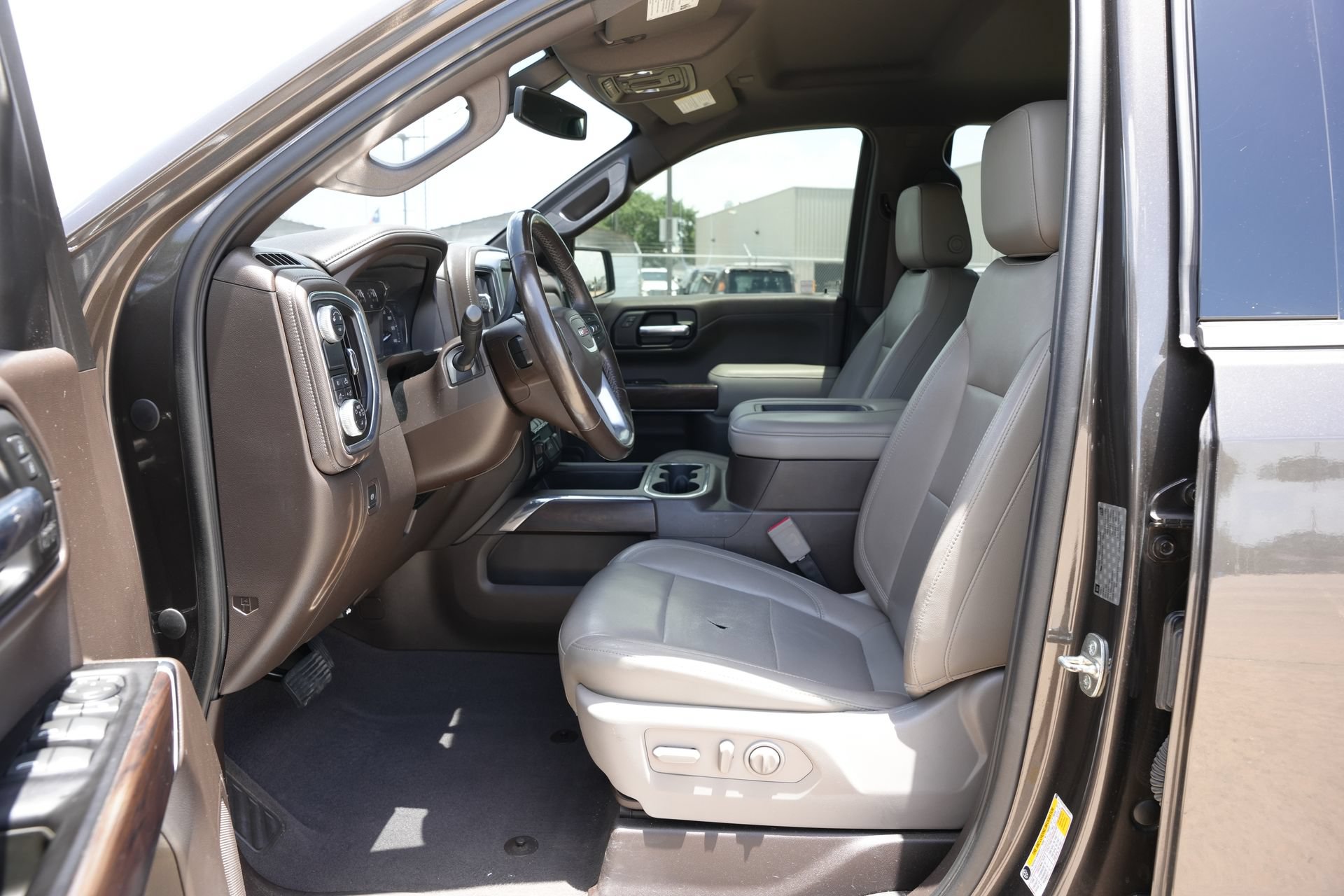 Used 2019 GMC Sierra 1500 SLT RWD image 14