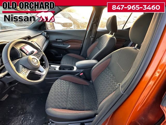 Used 2023 Nissan Kicks SR image 11