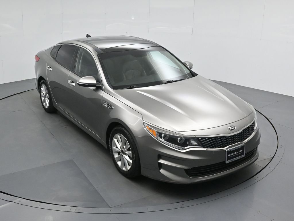 Used 2016 Kia Optima EX w/ Premium Package image 38