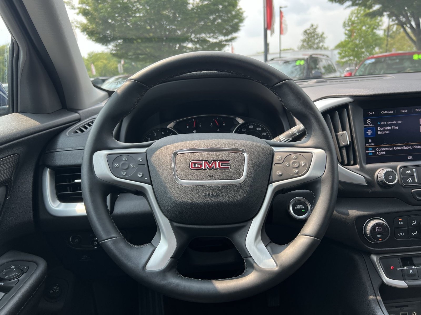 Used 2023 GMC Terrain SLT AWD/4WD image 16