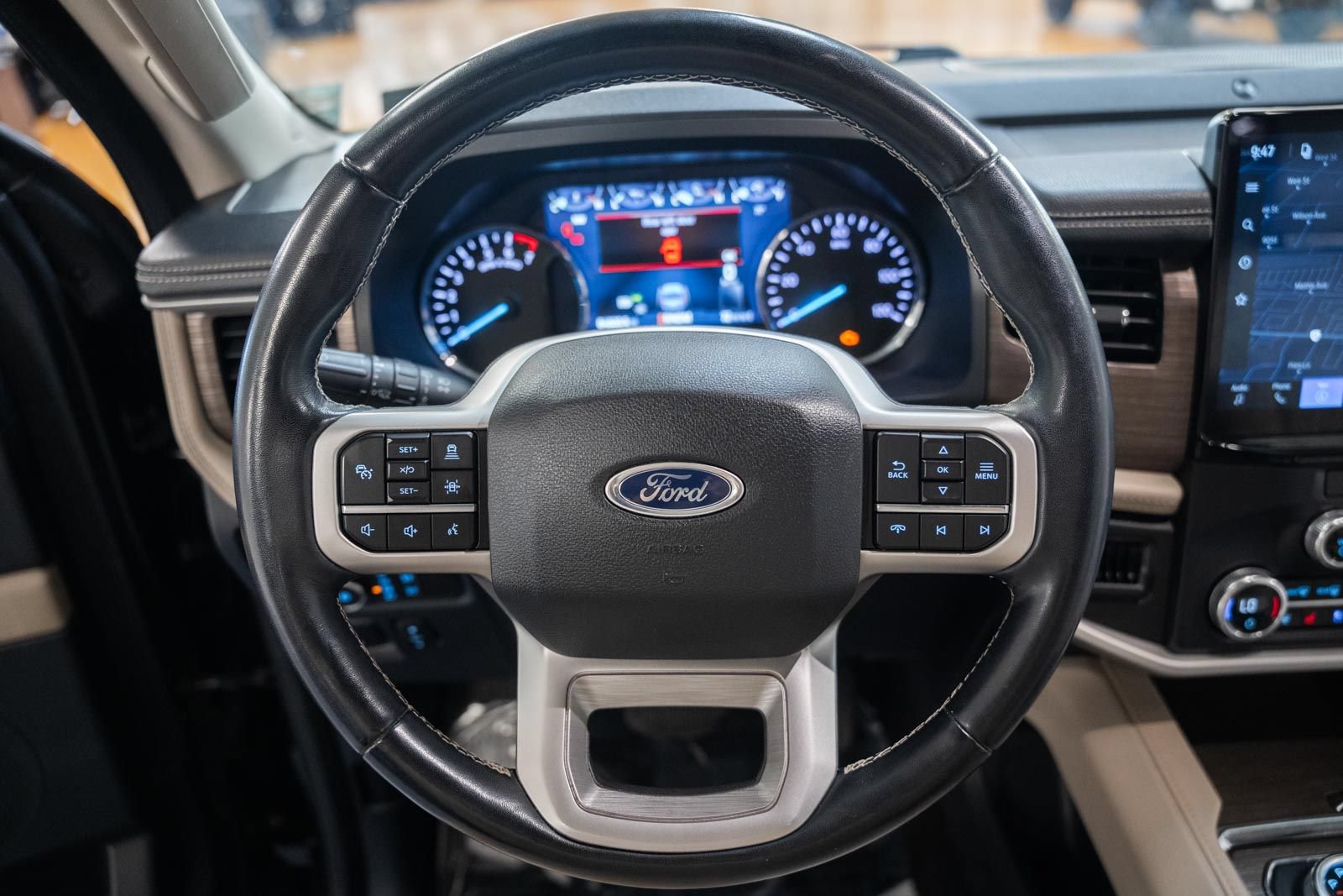 Used 2023 Ford Expedition Max Limited AWD/4WD image 39
