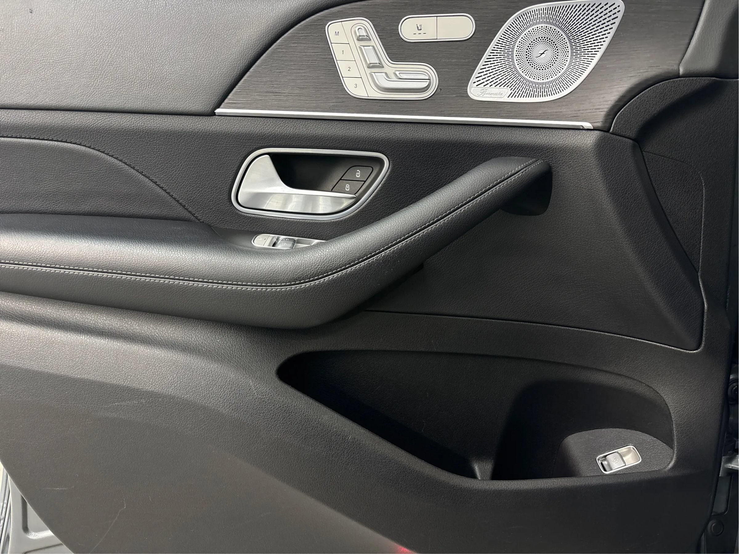 Used 2020 Mercedes-Benz GLE 350 4MATIC image 25