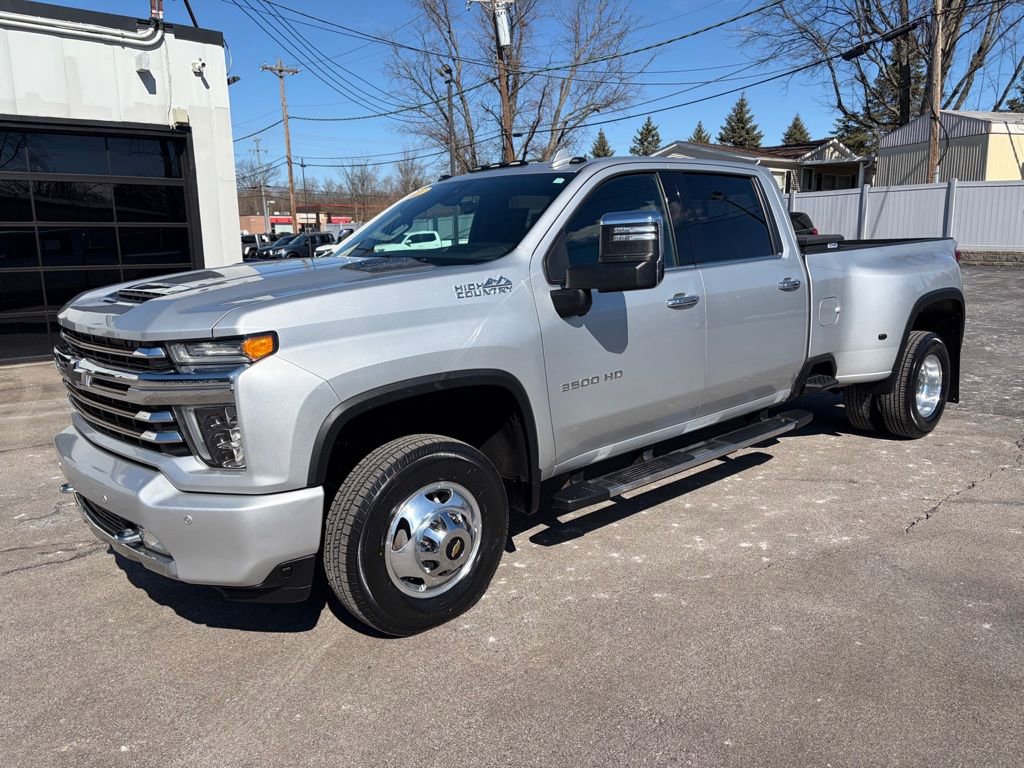 Used 2021 Chevrolet Silverado 3500 High Country image 31
