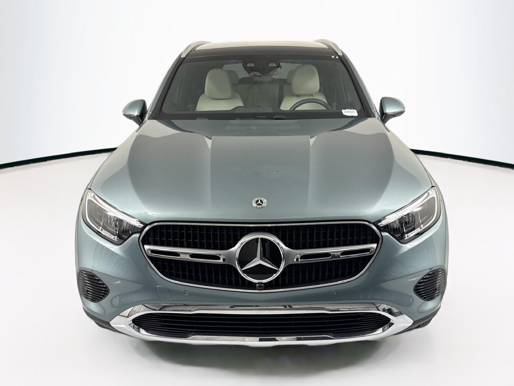 Certified 2026 Mercedes-Benz GLC 300 image 2
