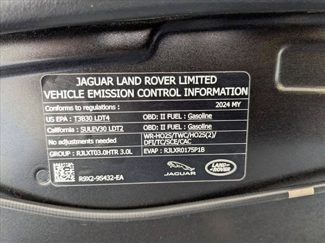Used 2024 Land Rover Range Rover Sport SE AWD/4WD image 26