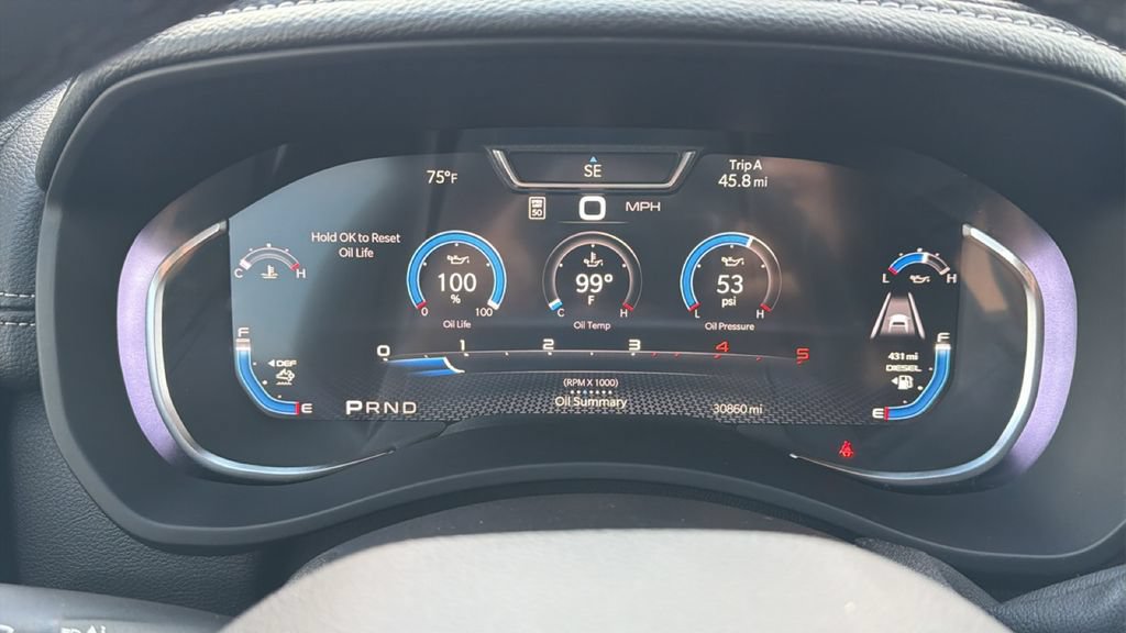 Used 2025 RAM 3500 Laramie AWD/4WD image 18