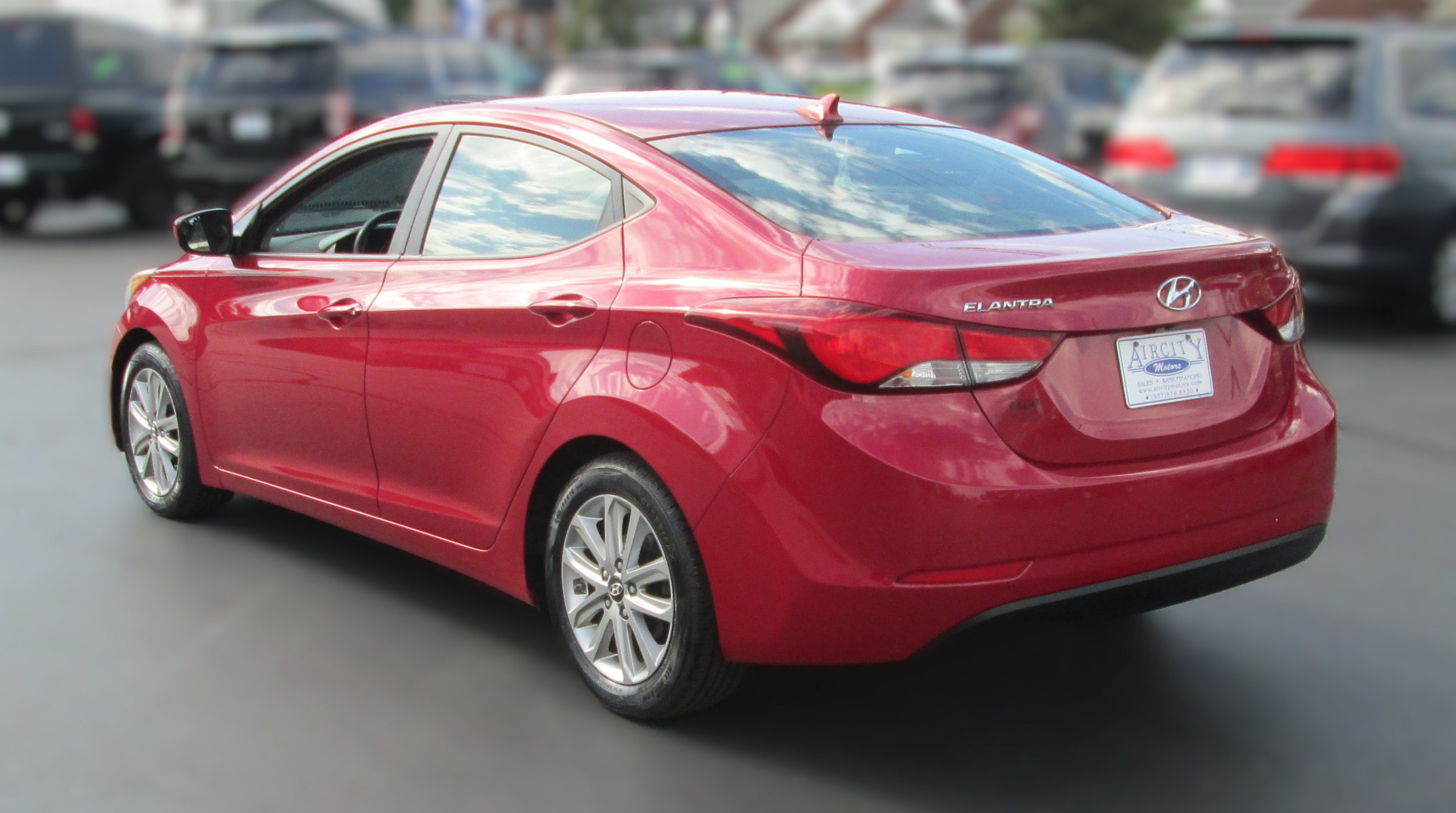 Used 2015 Hyundai Elantra SE w/ Option Group 02 FWD image 6