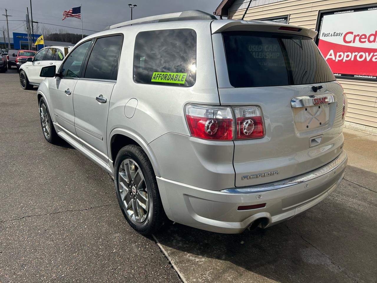 Used 2011 GMC Acadia Denali AWD/4WD image 7