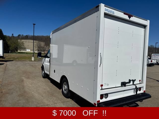 New 2026 Chevrolet Express 3500 w/ Power Convenience Package RWD image 4