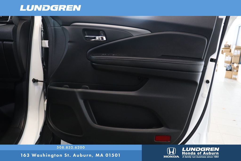 Used 2023 Honda Ridgeline RTL image 12
