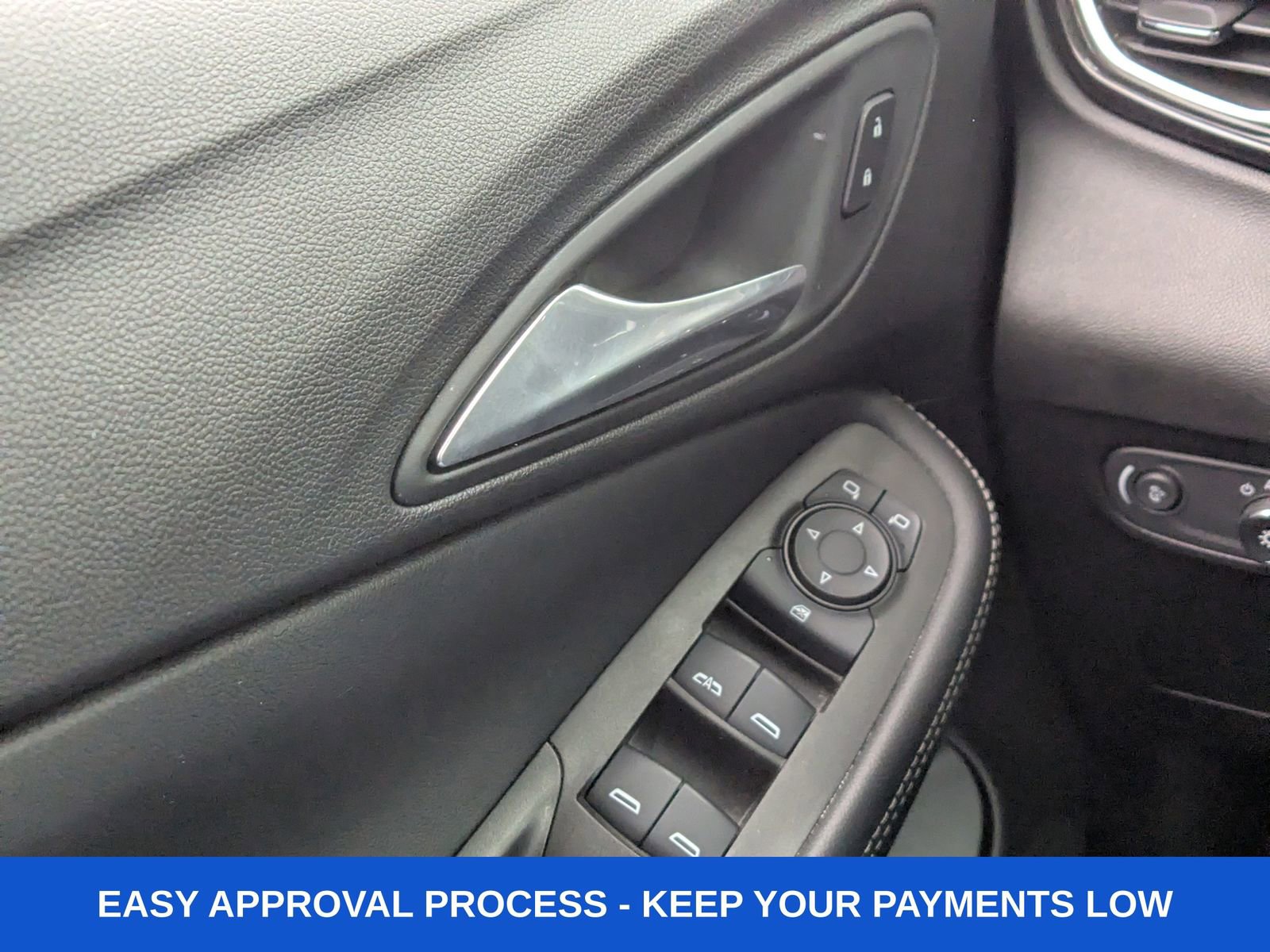 Used 2021 Buick Encore GX Select image 34