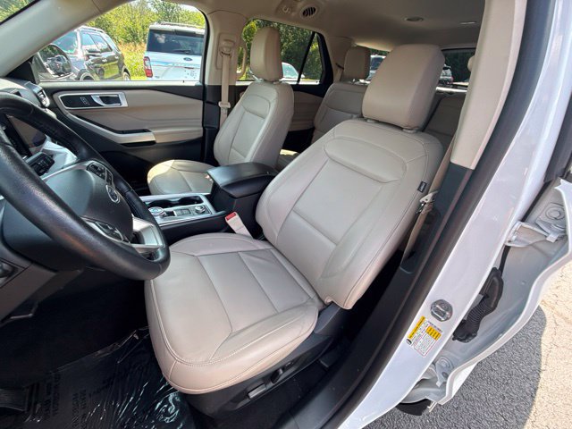 Certified 2024 Ford Explorer XLT w/ Equipment Group 202A AWD/4WD image 20