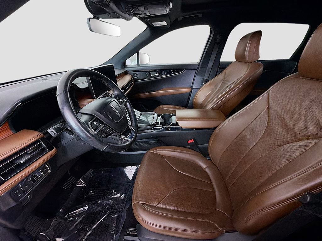 Used 2022 Lincoln Nautilus Reserve w/ Luxury Package image 22