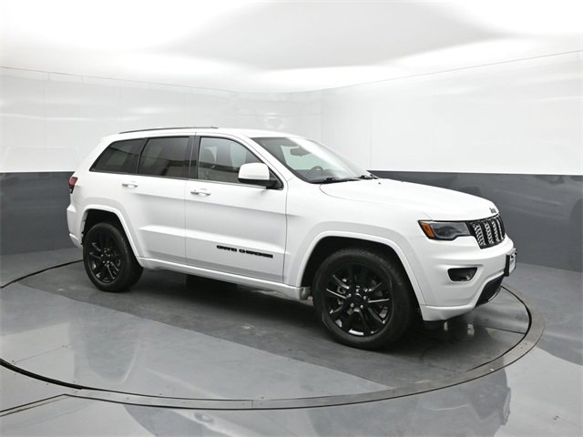Used 2021 Jeep Grand Cherokee Laredo X image 17