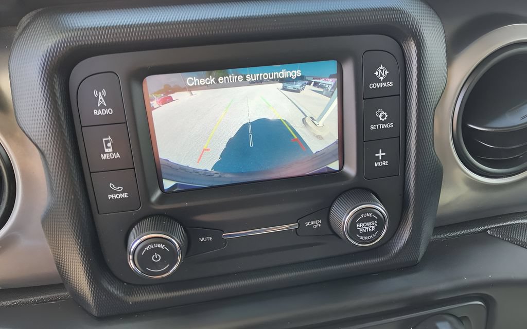 Used 2019 Jeep Wrangler Unlimited Sport S AWD/4WD image 9