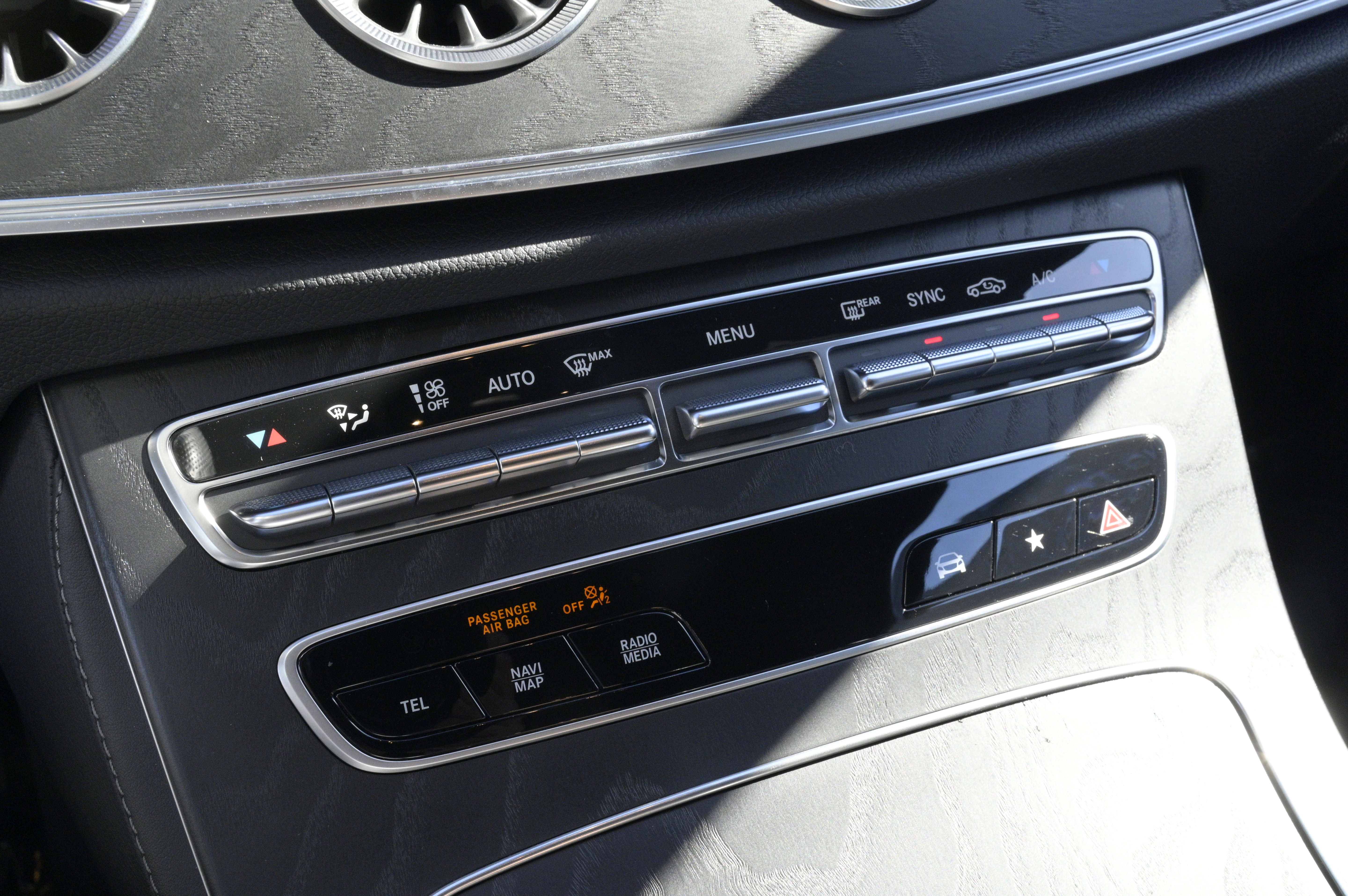 Used 2023 Mercedes-Benz E 53 AMG 4MATIC Cabriolet image 28