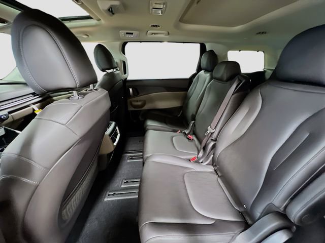 New 2026 Kia Carnival SX image 25