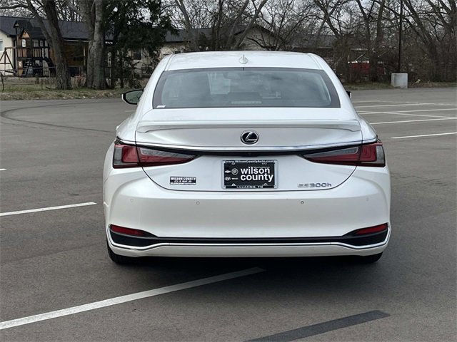 Used 2021 Lexus ES 300h w/ Premium Package image 6