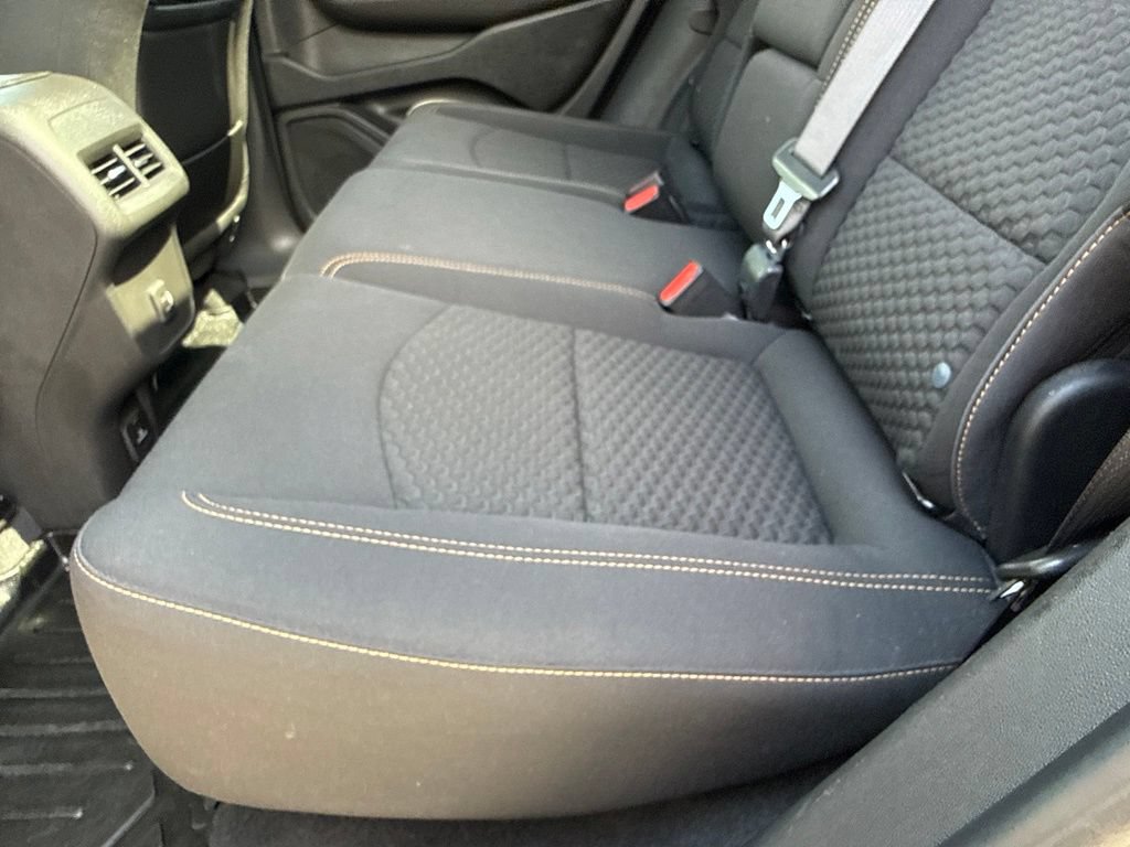 Used 2021 GMC Terrain SLE w/ Driver Convenience Package AWD/4WD image 17