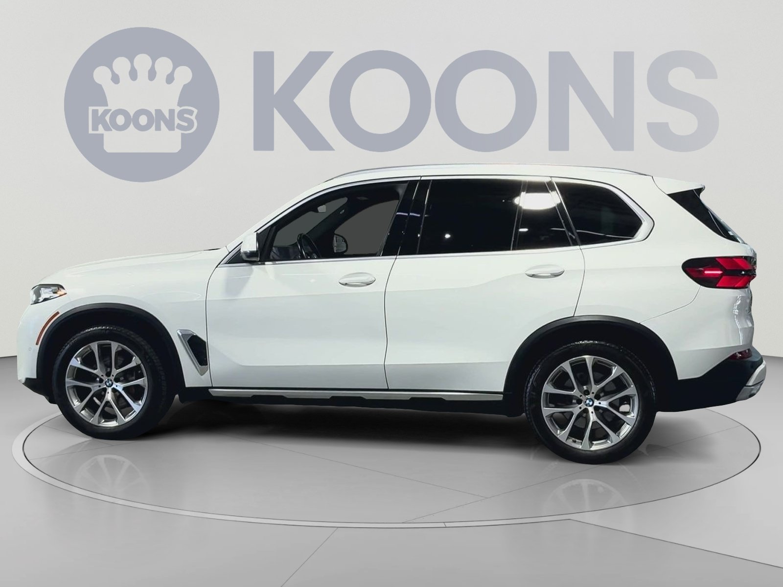 Used 2024 BMW X5 xDrive40i AWD/4WD image 7