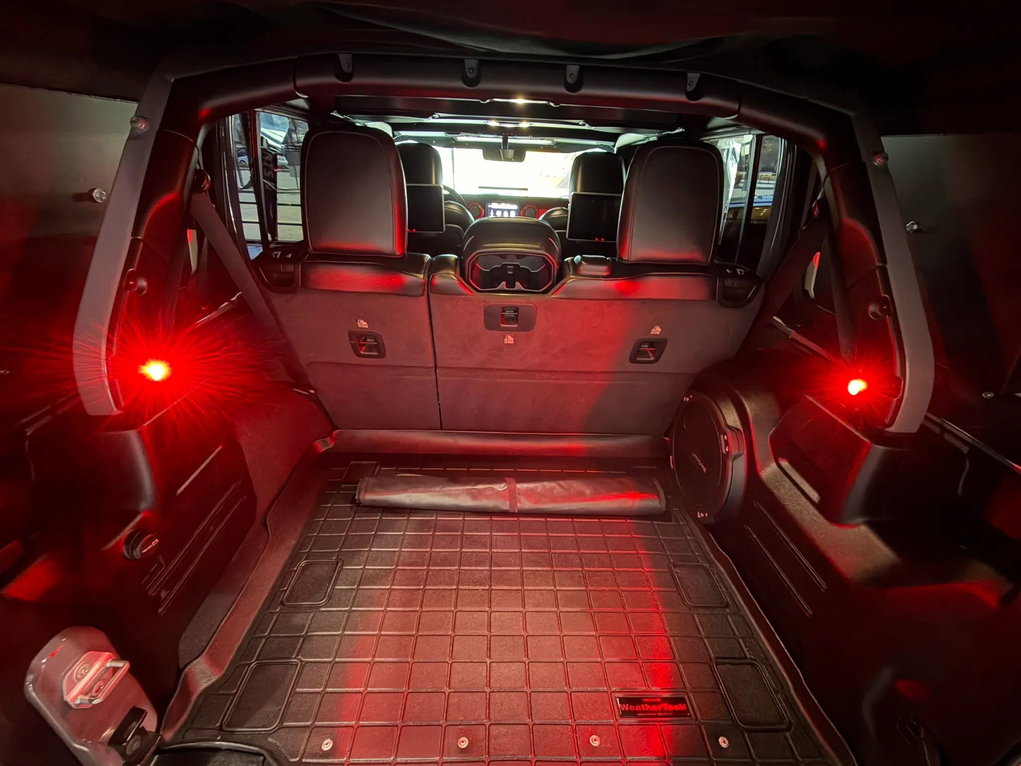 Used 2021 Jeep Wrangler Unlimited Rubicon image 38