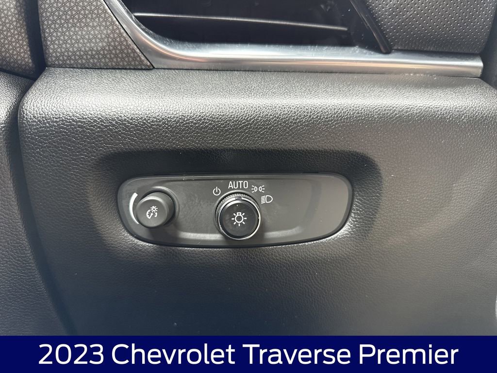 Used 2023 Chevrolet Traverse Premier w/ LPO, Floor Liner Package AWD/4WD image 26
