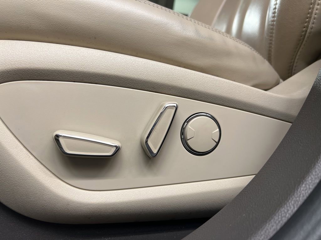 Used 2016 Lincoln MKX Reserve AWD/4WD image 29