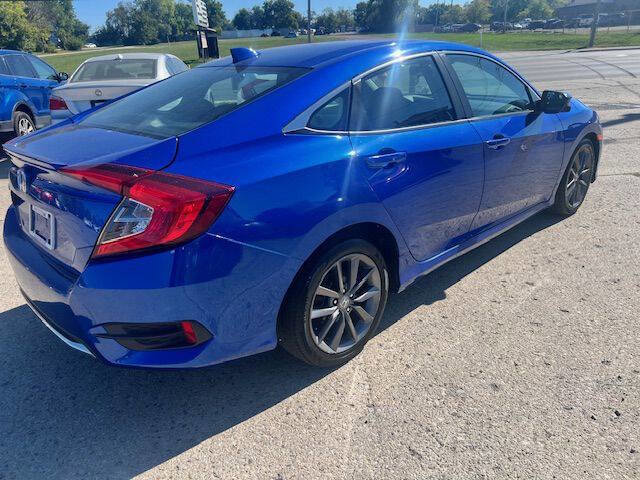 Used 2019 Honda Civic EX image 4