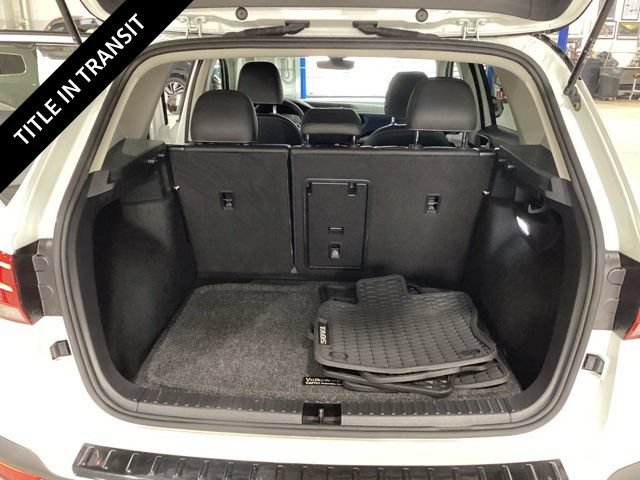 Used 2024 Volkswagen Taos SE w/ Panoramic Sunroof Package AWD/4WD image 15