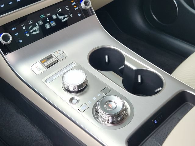 Used 2026 Genesis GV70 2.5T Advanced AWD/4WD image 16