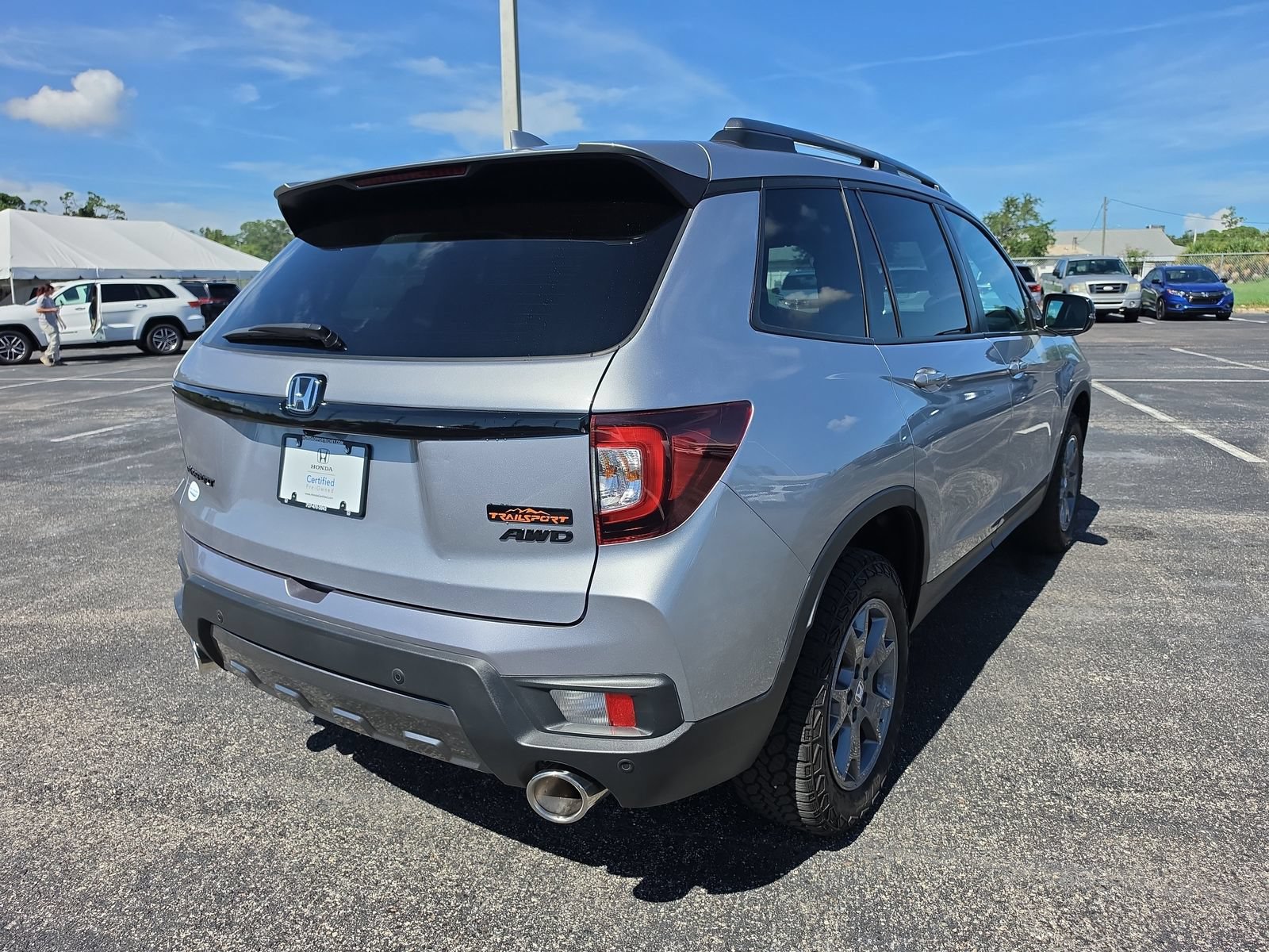 Certified 2025 Honda Passport TrailSport image 4