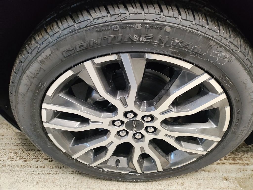 New 2026 GMC Acadia Denali Ultimate w/ LPO, Floor Liner Package image 20