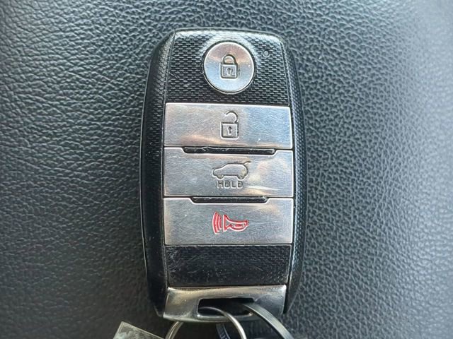 Used 2015 Kia Soul ! w/ Sun & Sound Package image 29