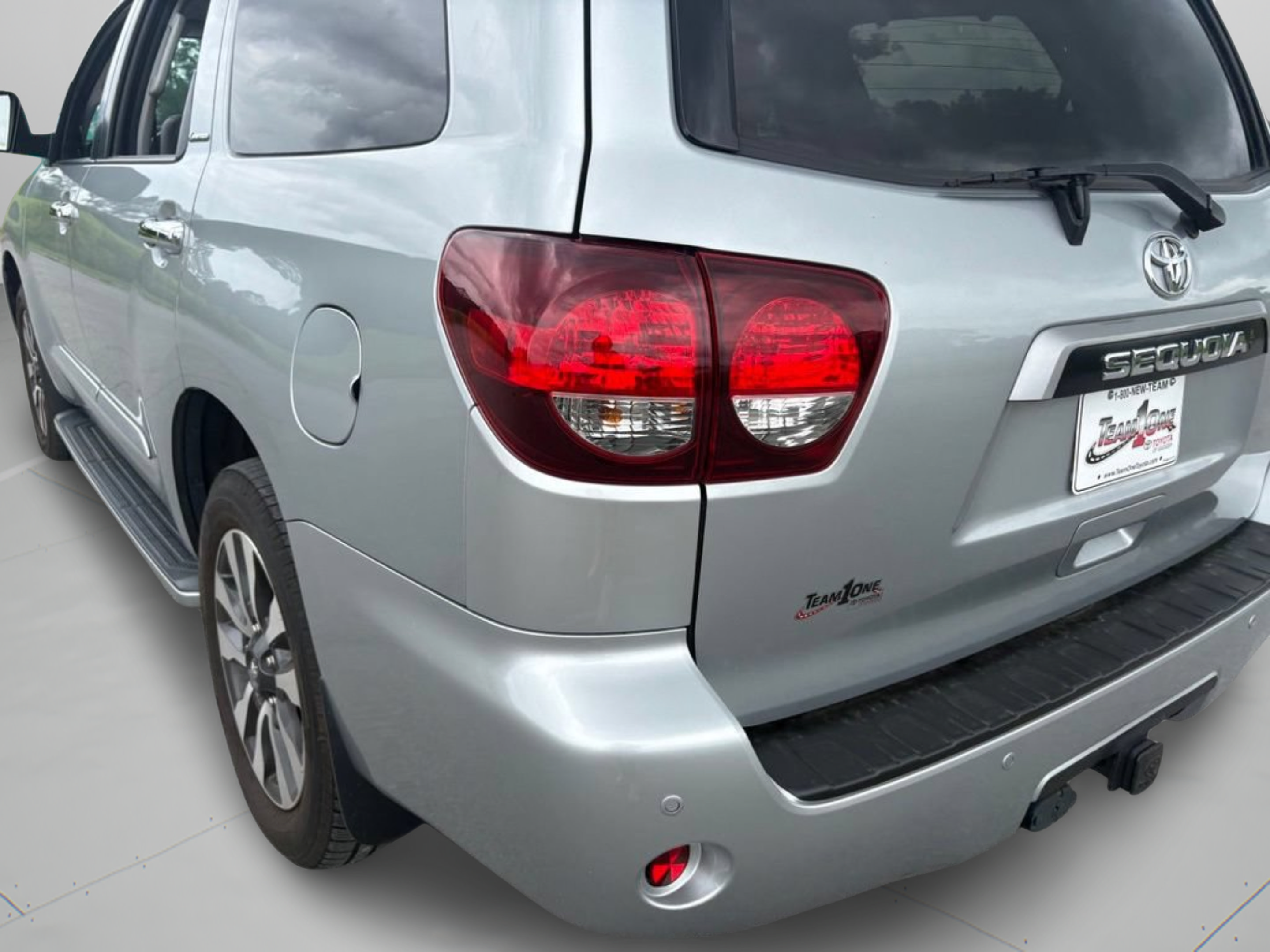 Certified 2021 Toyota Sequoia Limited w/ Safety & Convenience Package AWD/4WD image 37