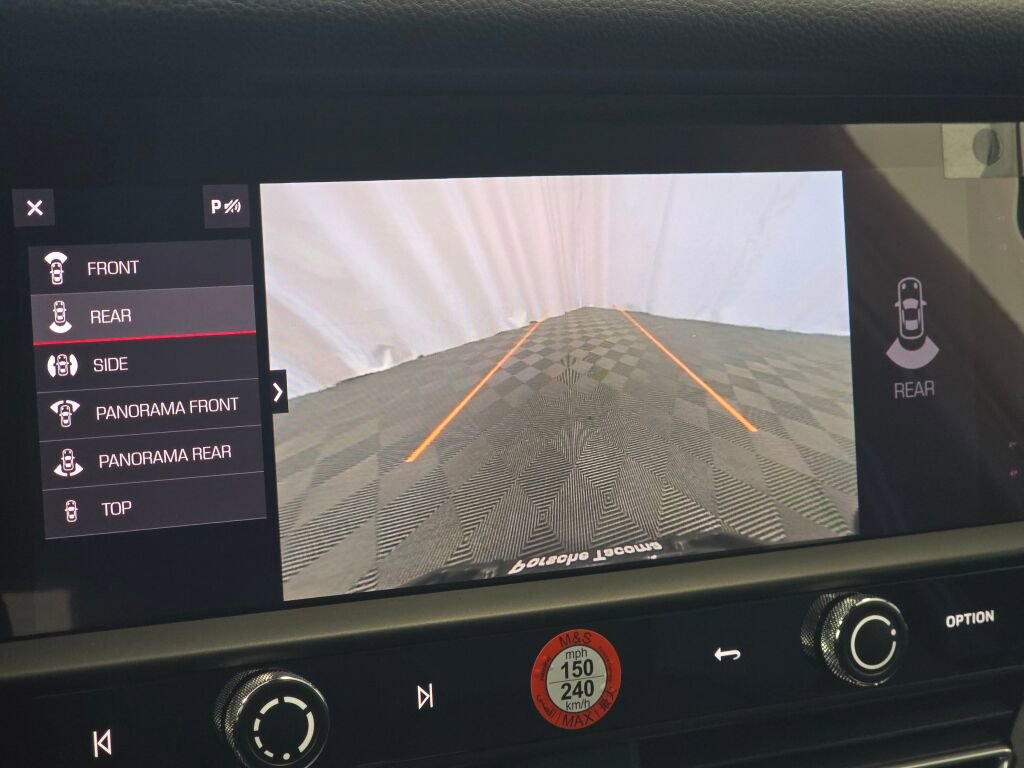 Certified 2025 Porsche Macan image 42