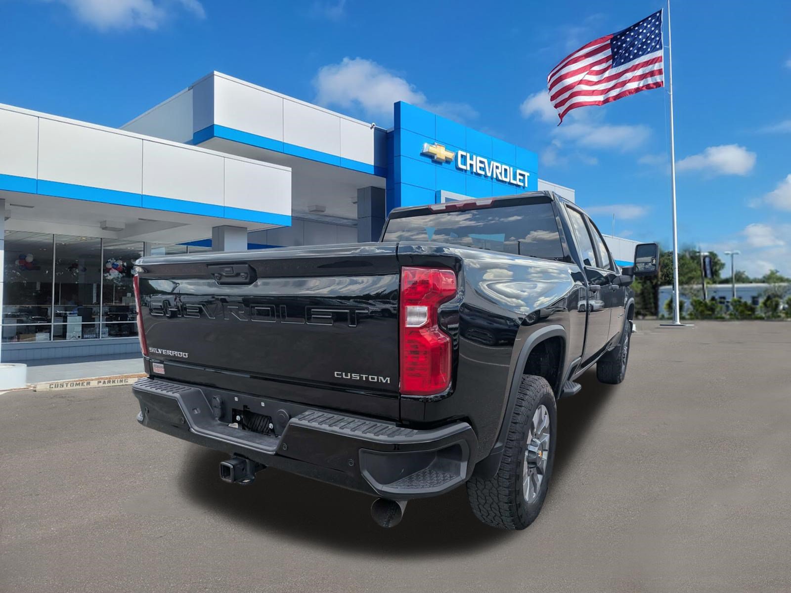 Used 2026 Chevrolet Silverado 2500 Custom w/ Custom Value Package AWD/4WD image 3