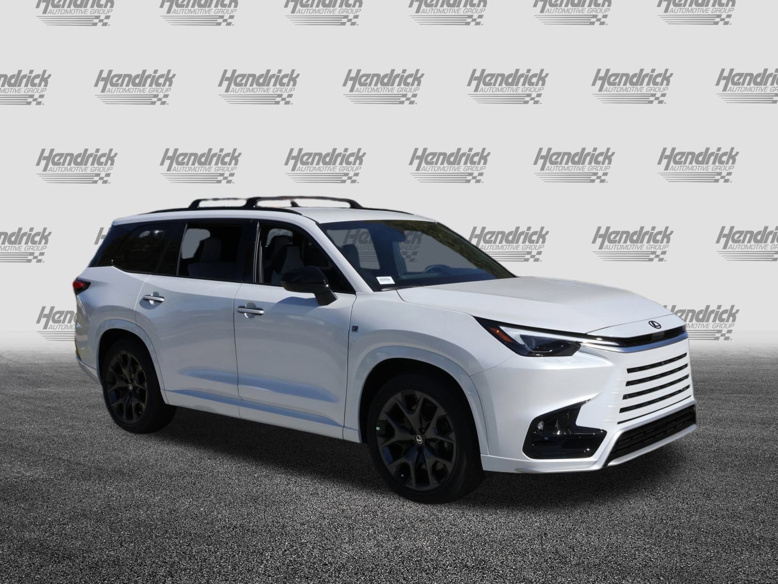 New 2026 Lexus TX 500h AWD image 2