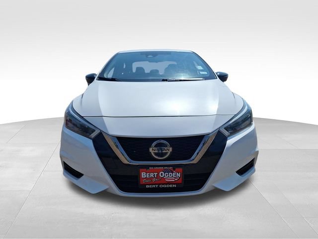Certified 2022 Nissan Versa SR w/ Lighting Package FWD video 2