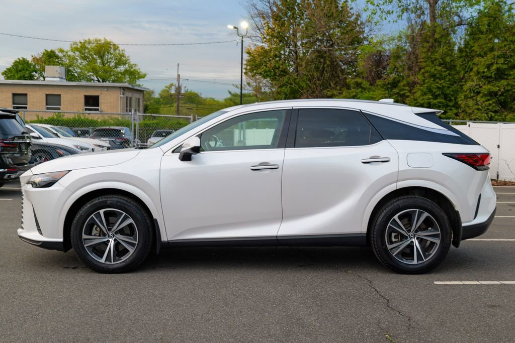 Used 2024 Lexus RX 350 Premium w/ Accessory Package (Z1) AWD/4WD image 4