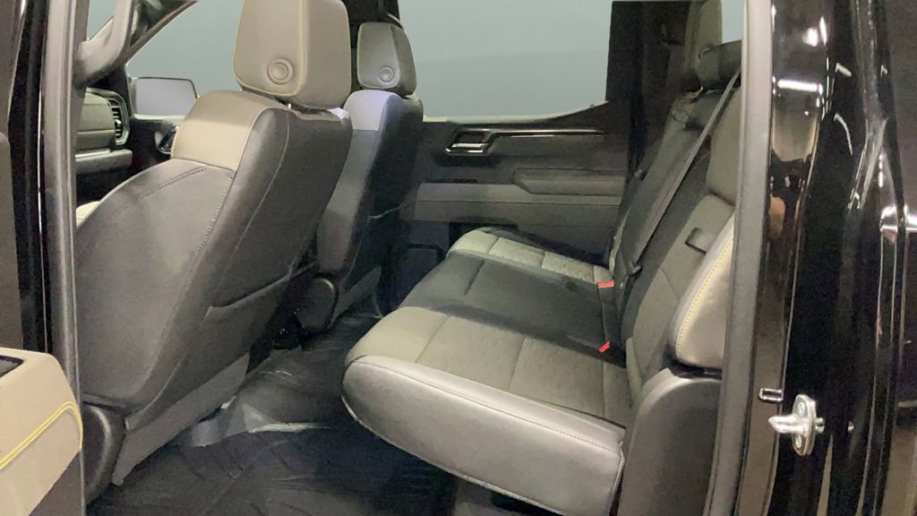 Used 2023 Chevrolet Silverado 1500 ZR2 image 22