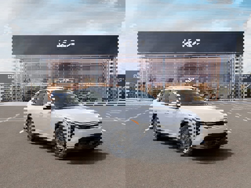 New 2026 Kia K4 LX image 8