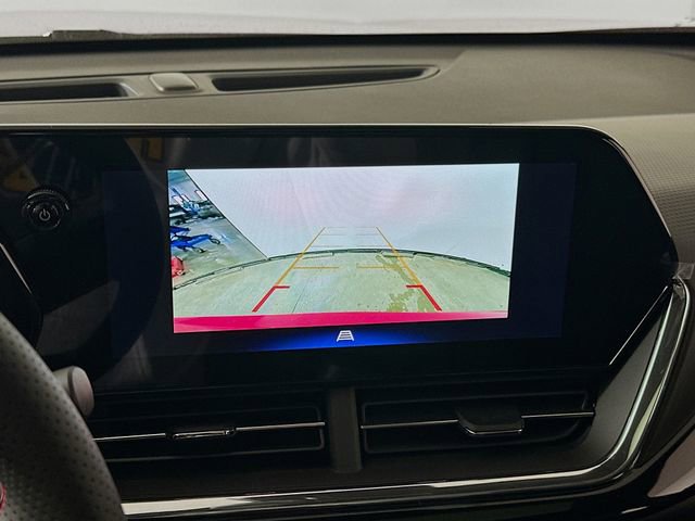 New 2026 Chevrolet Trax RS w/ Sunroof Package image 13