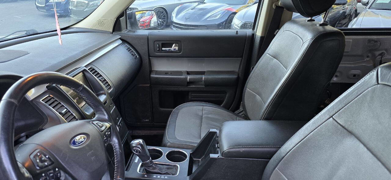 Used 2013 Ford Flex SEL image 13