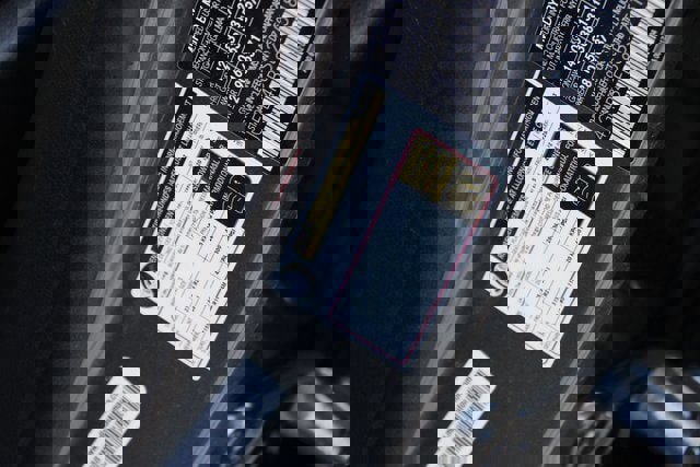 Used 2025 Mercedes-Benz GLE 350 4MATIC image 30