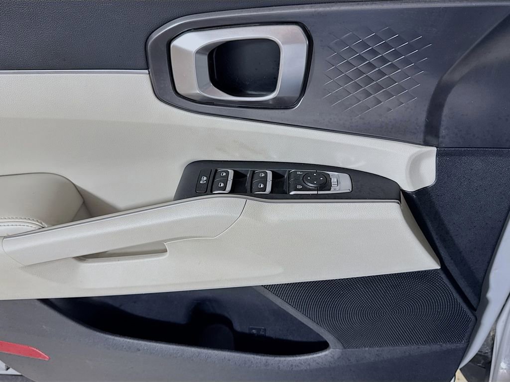 Used 2024 Kia Sorento S w/ Panoramic Sunroof Package image 16