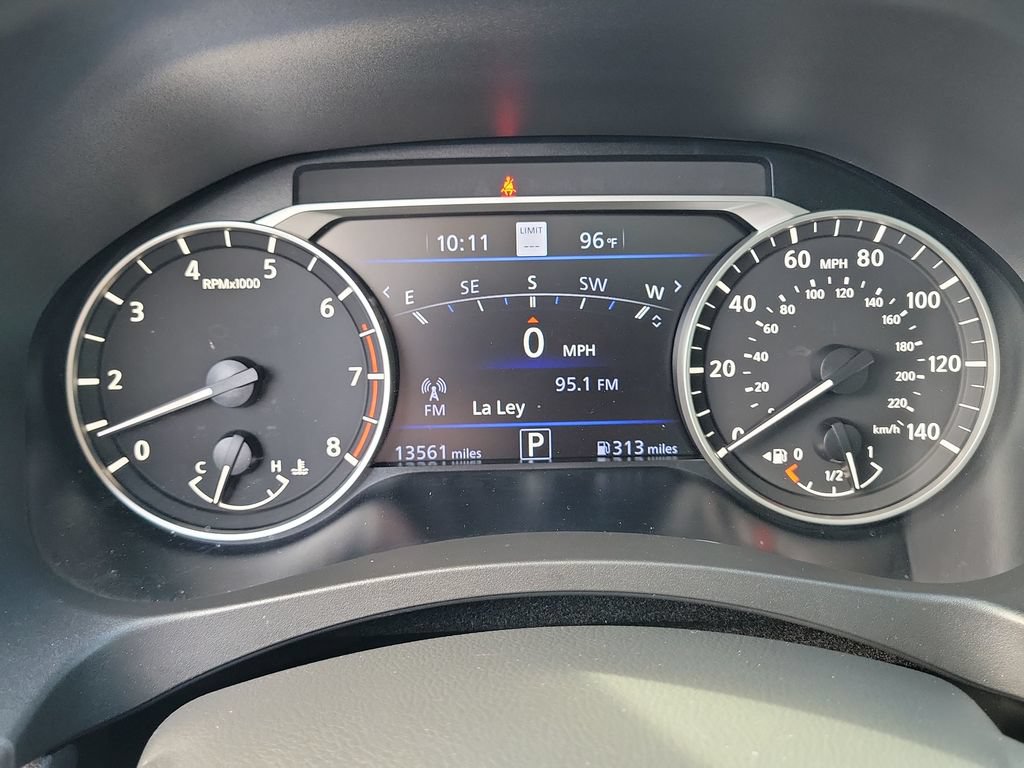 Used 2024 Nissan Altima 2.5 SL FWD image 14