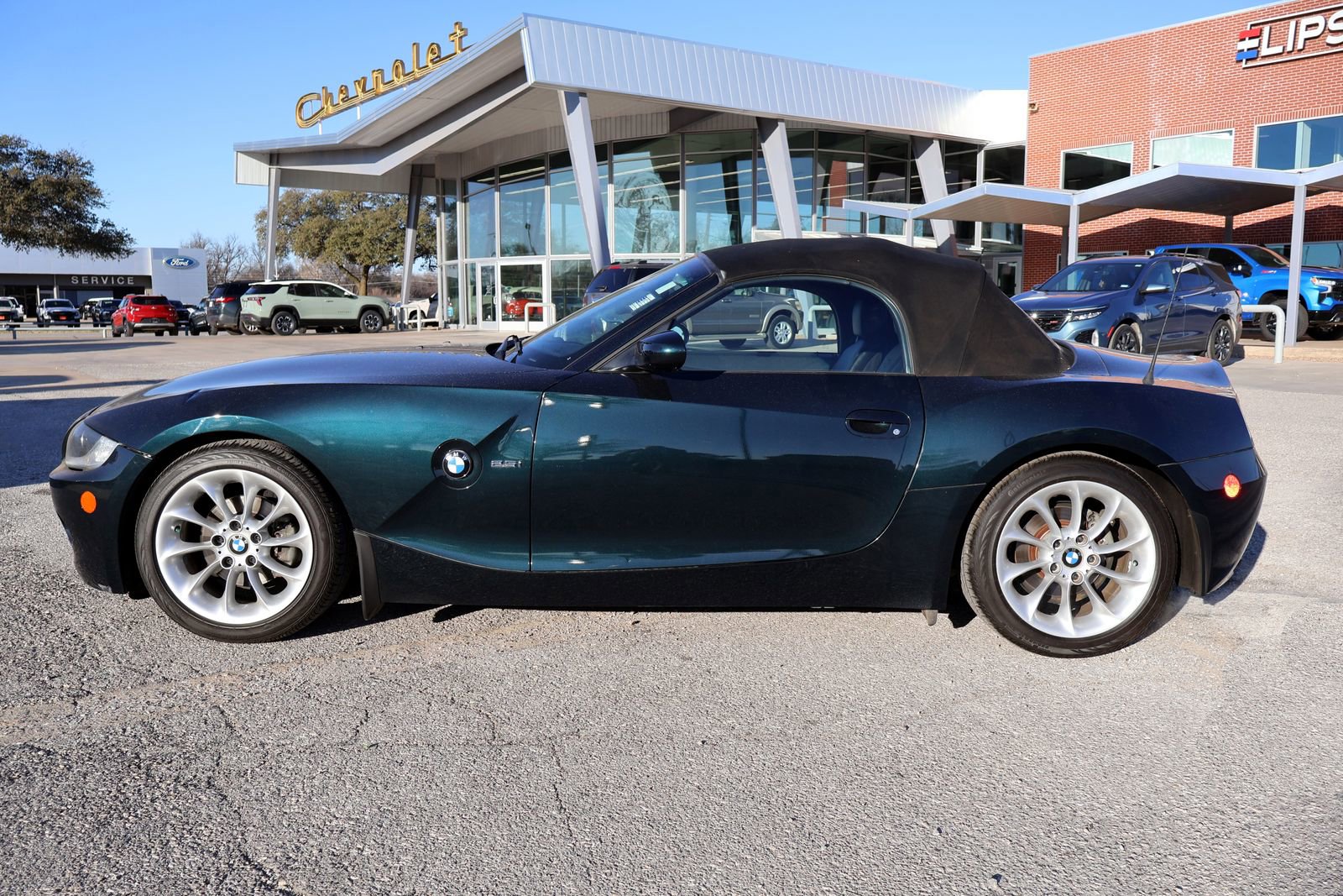 Used 2005 BMW Z4 2.5i image 4